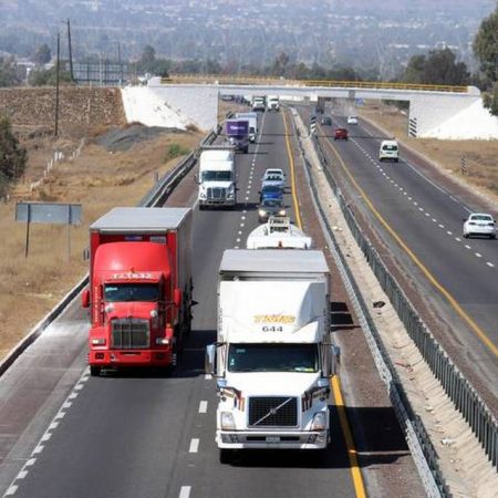 La realidad en las carreteras, delincuentes ahora roban mercancía y dejan los camiones – El Sol de Sinaloa