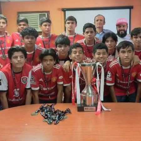 Premian a los mejor de la Liga Nacional de futbol varonil Sub 13 y Sub 15 – El Sol de Sinaloa