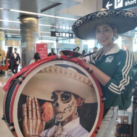 Aficionados arribaron a Qatar ¡Llegó la fiesta mexicana! La Catrina Andante – El Sol de Sinaloa