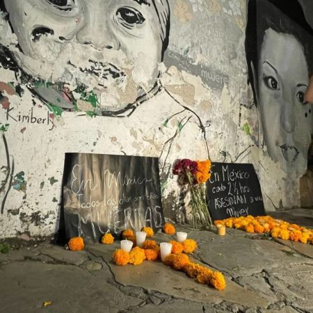 Tuxtla Día de Muertos colocan ofrendas a víctimas de feminicidio – El Sol de Sinaloa