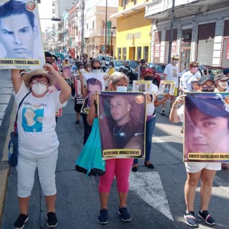 Vinculación a proceso de Javier Duarte es una luz de esperanza: Colectivo Solecito – El Sol de Sinaloa