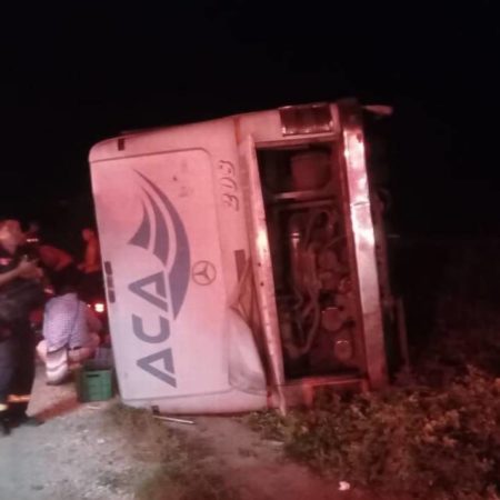 Vuelca autobús de pasajeros en Tecpan de Galeana, Guerrero; hay cinco lesionados – El Sol de Sinaloa