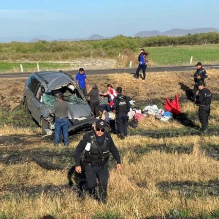 Volcadura en la autopista Culiacán-Mazatlán deja dos heridos – El Sol de Sinaloa