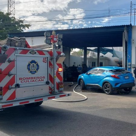 Se incendia taller mecánico mientras empleados reparaban un auto – El Sol de Sinaloa