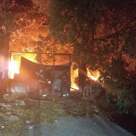 Fuerte incendio arrasa con varios vehículos en la Miguel Hidalgo – El Sol de Sinaloa
