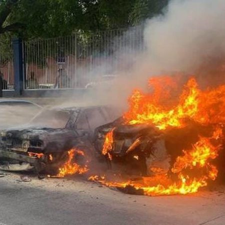 Se incendian dos vehículos dentro de Ciudad Universitaria en Culiacán  – El Sol de Sinaloa