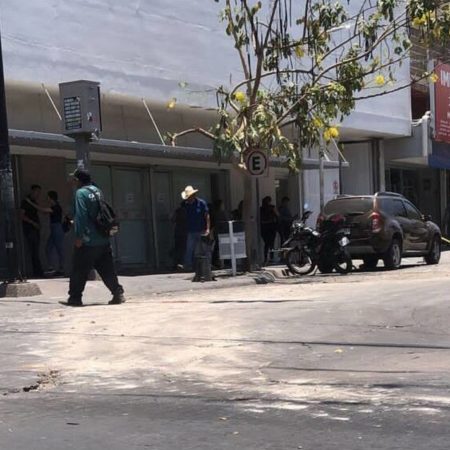 Camión urbano derramó combustible en el Centro de Culiacán – El Sol de Sinaloa