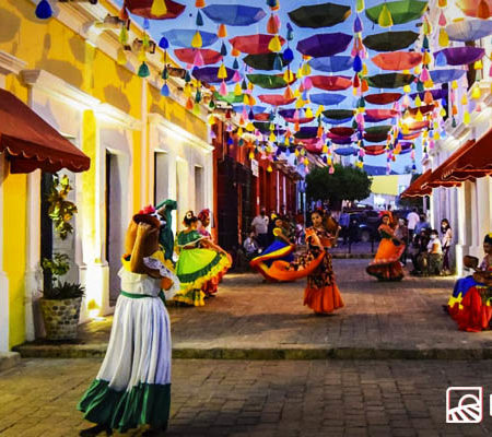 Grutas, cascadas y más: así es Cosalá, el colorido pueblo mágico de Sinaloa